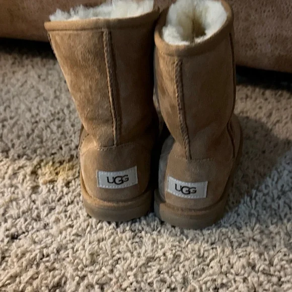 UGG Classic II Boot - Little Kid / Big Kid - Chestnut - Picture 2 of 10